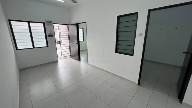 Rumah Teres Bukit Naga Shah Alam utk disewa!! 1