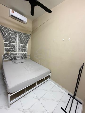 Bilik aircond near HTF 1