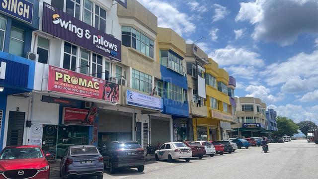 Rawang, Rawang Integrated Industrial Park, 3 sty Shoplot for Sale 1
