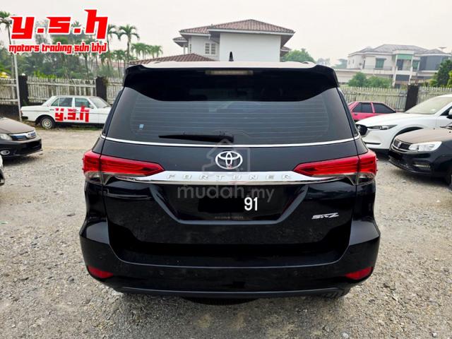 2017 Toyota FORTUNER 2.7 SRZ 4X4 2TR-FE (A) - 4