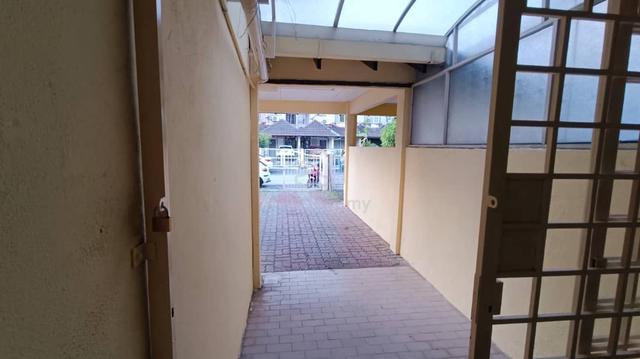1.5 Storey Link House Usj 11 Freehold 4