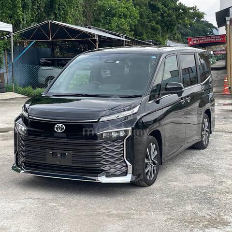 2022 Toyota VOXY 2.0 S-Z (A) power booth - 1