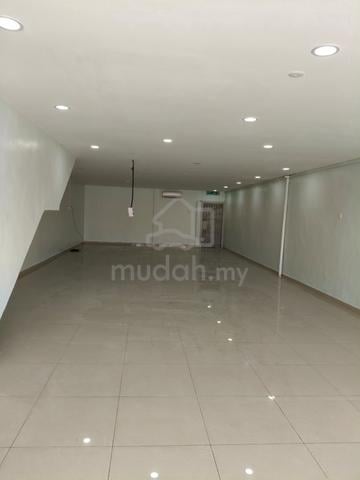 Ground floor shop lot @ Seberang Perai facing Mainroad 1