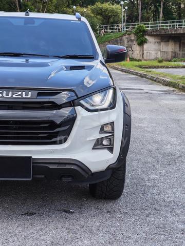2023 Isuzu D-MAX PREMIUM 1.9L (A) FULL SERVICE - 3