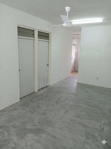 Desa Lembah Permai 1
