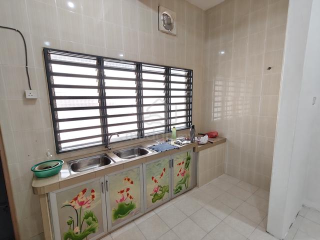 2-Storey Terrace House  [NO AGENT FEE] 4