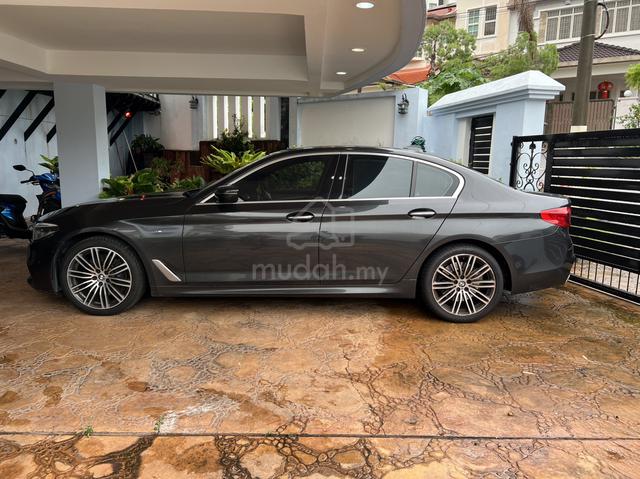 2017 BMW 530i M-SPORT, ONE OWNER, LOW MILEAGE - 2
