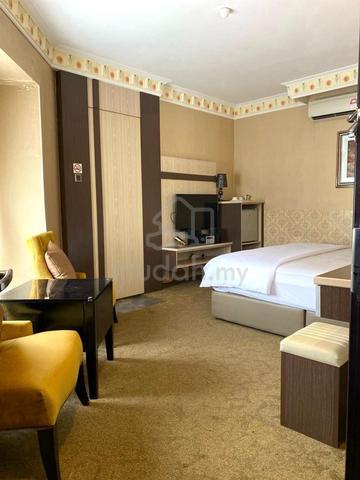 Taman Nong Chik Heights  3 Storey Shop Lot Hotel Johor Bahru 1