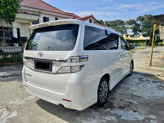 2013 Toyota VELLFIRE 2.4 Z GOLDEN EYES FACELIFT - 2