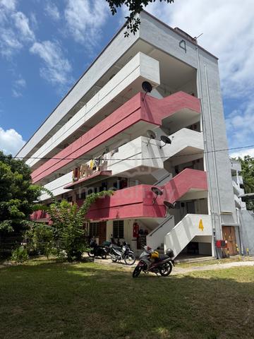 Jalan Tengah 1