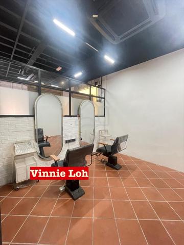 Ground Floor Commercial Shop For Rent, near Jalan macalister 中路 1