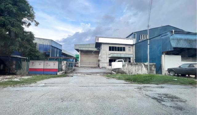 Perindustrian Silibin 1.5Storey Semi-D Warehouse Factory For Sale Ipoh 1