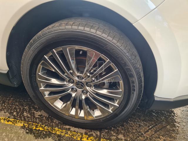 2024 Toyota HARRIER 2.0 Z LEATHER PANORAMIC ROOF - 5