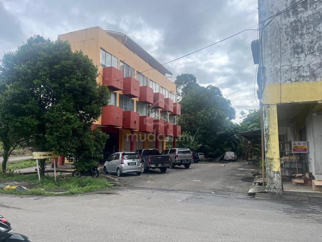 4-Storey Commercial Building at Beaufort 1