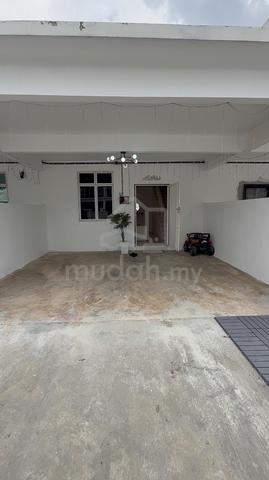 Double Storey Seremban | 4R3B Semi Furnished 1