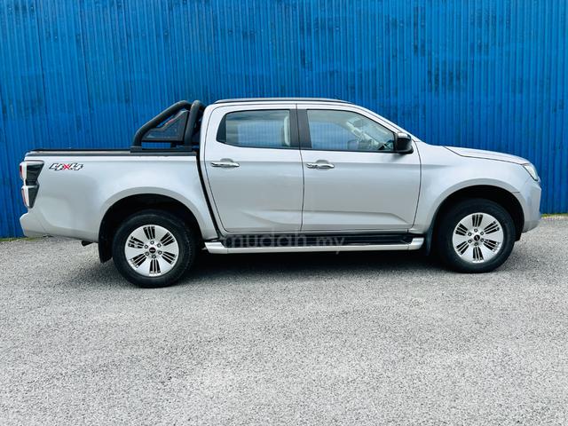 Isuzu D-MAX PREMIUM 1.9 L (A) 4X4 FACELIFT FULL SP - 3