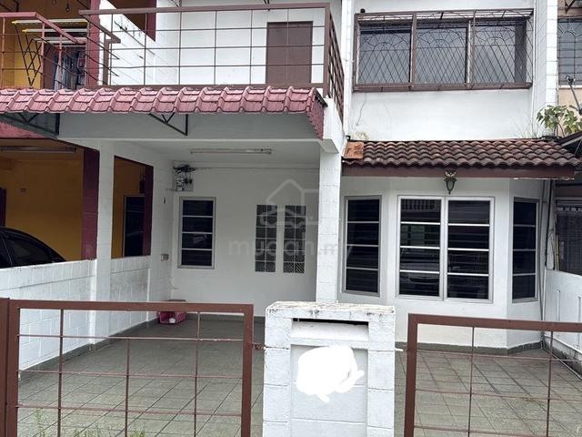 Sunway Double Storey Link House for Sale 1