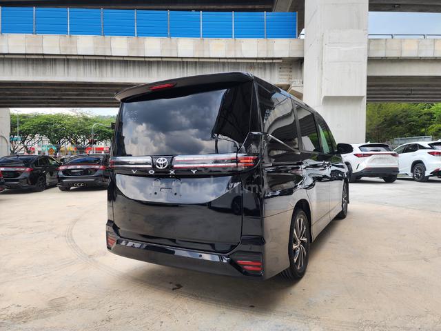 2022 Toyota VOXY 2.0 S-Z (A) GRADE 4.5B - 2
