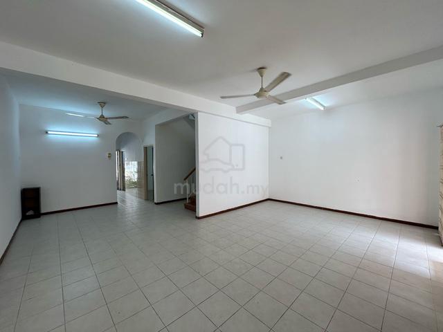 Lagenda Height 2.5 Storey Chinese Neighbour Hot Location Sp 1