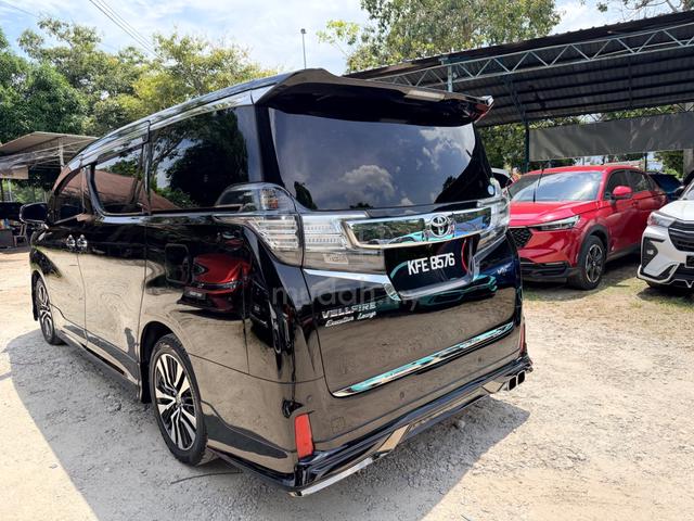 Toyota VELLFIRE 2.5 ZG Sunroof Facelift (A)-18 - 4