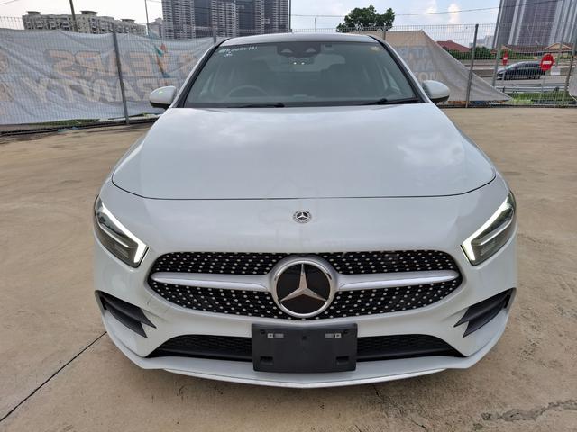 Mercedes Benz A180 TURBO AMG SUNROOF|NEGOTIABLE - 3