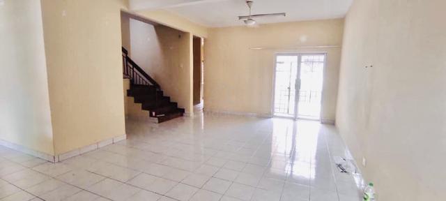 2 Storey Terrance house Taman Aman Putra Puchong Rent 1