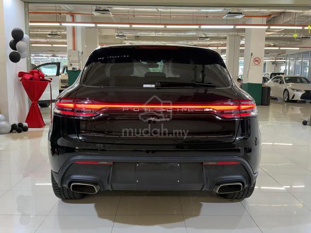 2023 Porsche MACAN 2.0 LOW MILEAGE/ FREE WARRANTY  - 4
