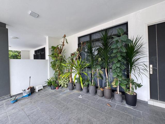 Eco Summer,Brighton,Double Storey Terrace House for Rent 1