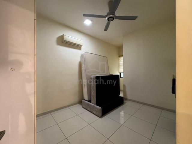 East Ledang Harmony Park*SUPER NICE CONDITION* 1