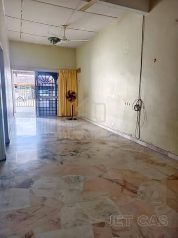 Taman Klang Utama Single Storey House 20x70 Fully Extended 1