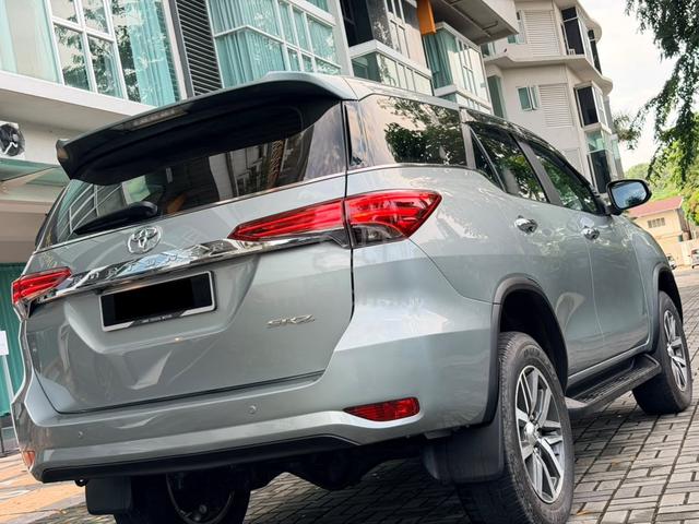 PETROL⭐Toyota FORTUNER 2.7 SRZ 7-SEATER 2018 - 3