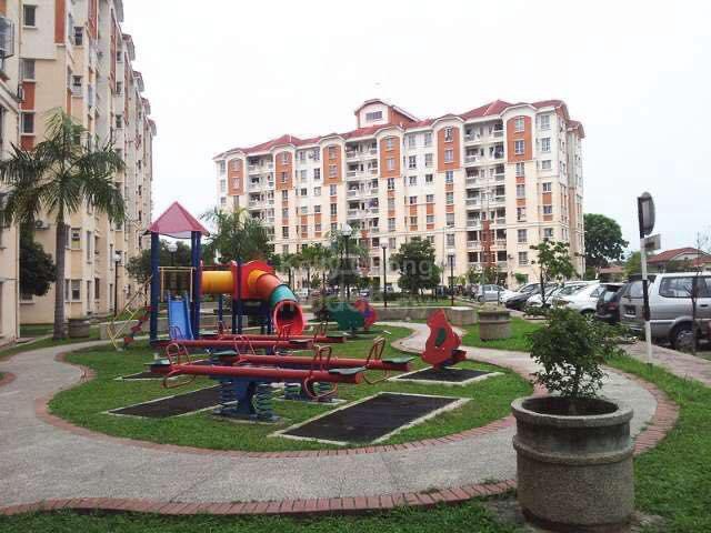 Pangsapuri Danaumas 1