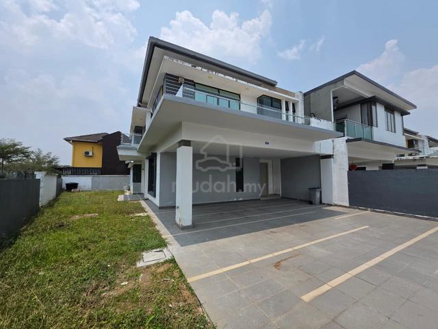Bandar Putra Clover Cluster Corner House For Rent,kulai 1