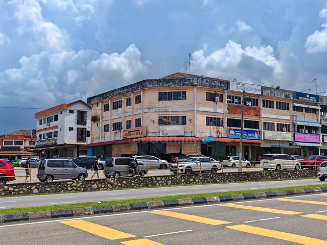 Johor Jaya 3 Storey Shoplot Corner Lot Facing Main Road 1