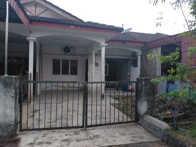 1sty Terrace, Taman Berkat, 34700 Taiping, Perak 1