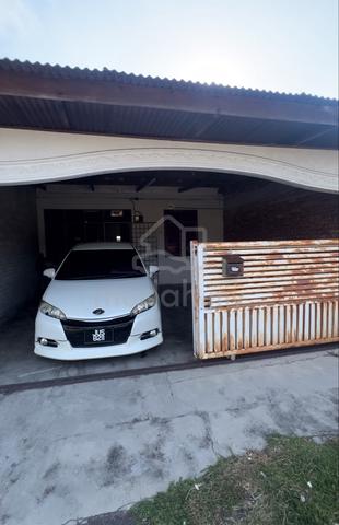 Rumah Sewa Linggi 1