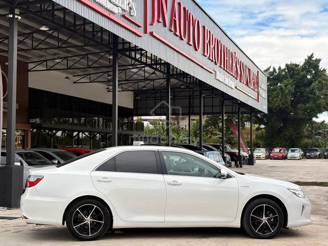 Toyota CAMRY 2.5 FACELIFT (A)FULL LOAN - 2