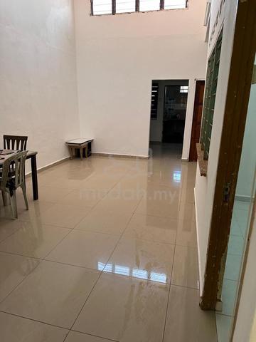 Room For Rent at Taman Ayer Keroh (Male) 1