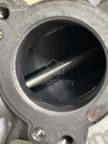 water pump from GLA200 - photo 4 of 6
