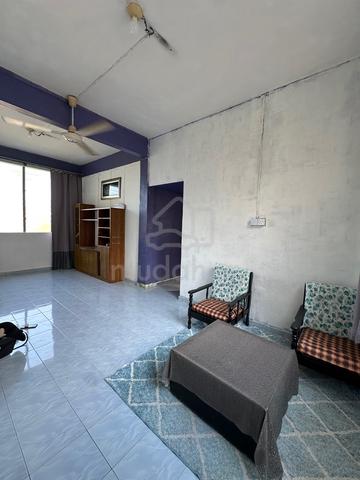 Taman Sri Rimba Apartment 1