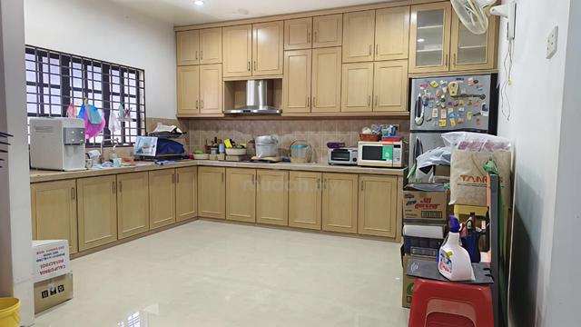 1 storey terrace lorong jelutong 2000sf renovated rare nice 1
