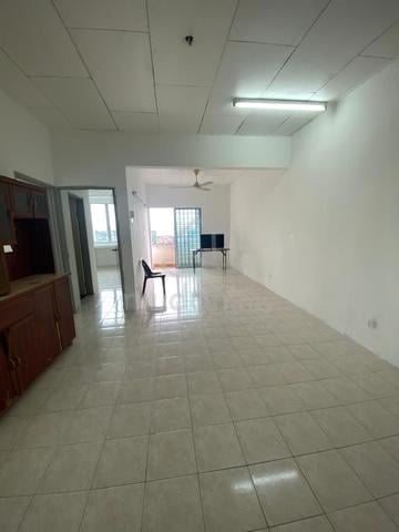 Taman Tun Hussein Onn 1