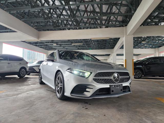2021 Mercedes Benz A180  AMG 1.3  (A) GRADE 4.5A - 1