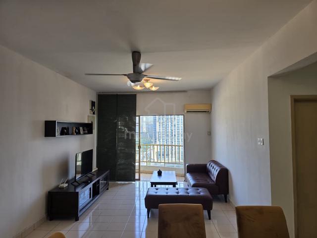 PUTRAMAS 1 RM500 Master Bedroom, WIFI, Water, Electric Included 1