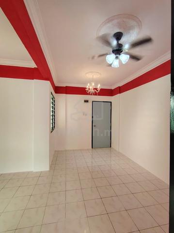 Palma Apartment (Bandar Country Homes) 1