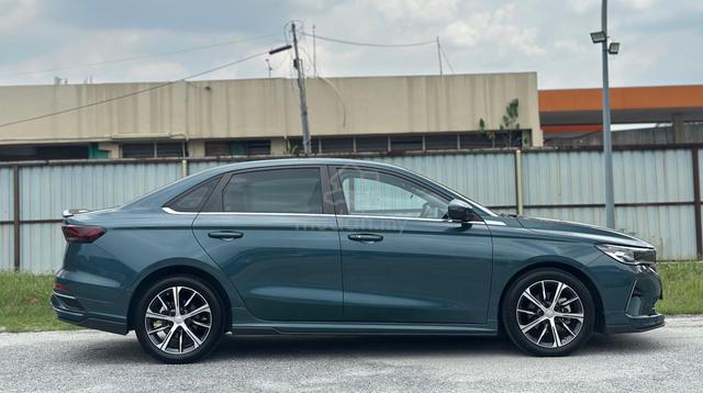 2025 Proton S70 1.5 FLAGSHIP X (A) FULL LOAN - 5