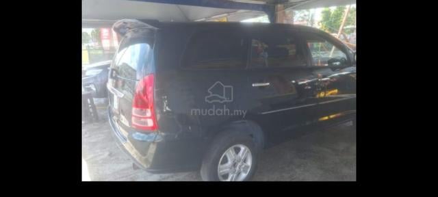 Toyota Innova 2.0 G (A) 2005 - 2