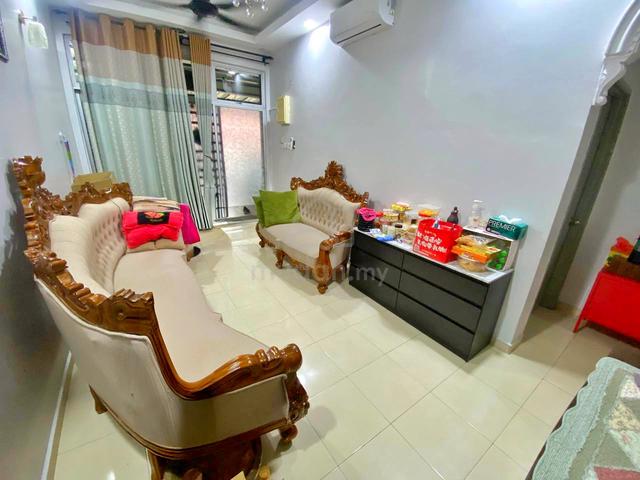 CANTIK DAH RENOVATE, TAK KENA BANJIR,TAMAN UNIVERSITI 1, Jalan Kebun 3