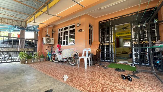 teres setingkat machang tanah merah kok lanas labok 2