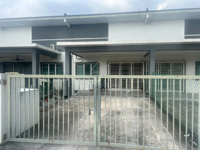 teres setingkat Taman Meru Permai, jalan jambu batu 1